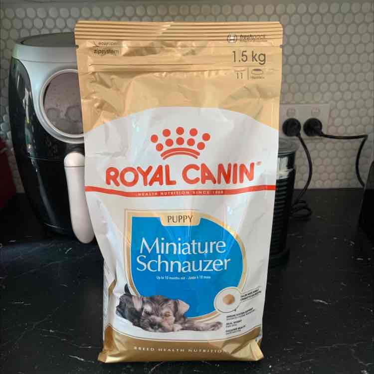 Royal canin best sale schnauzer puppy